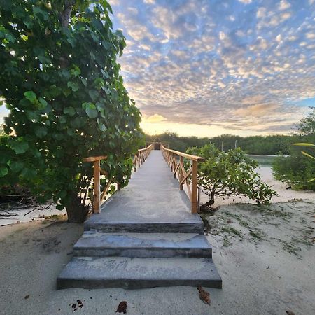Hotel Surf Deck Thulusdhoo Exterior foto