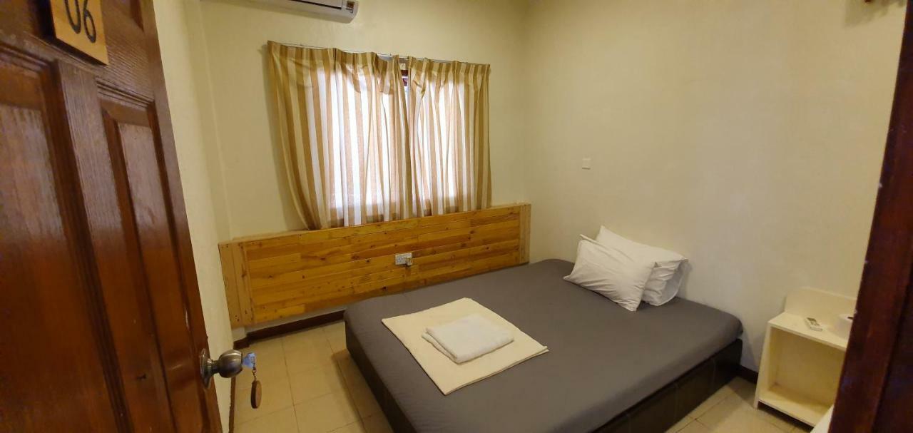Hotel Surf Deck Thulusdhoo Exterior foto